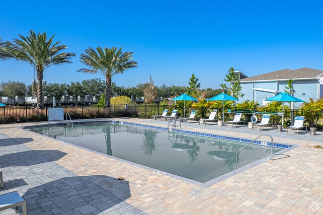 Building Photo - Dream Winter Haven