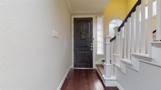 Foto del edificio - 454 N Live Oak St