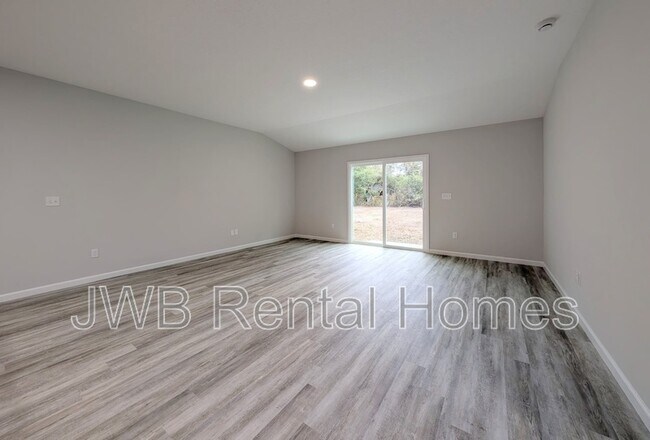 Foto del edificio - 1542 Kooling Dr