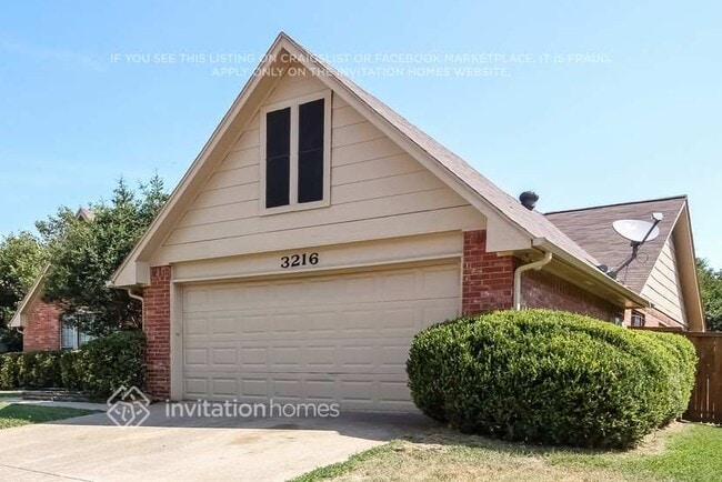 Building Photo - 3216 Cliffview Dr