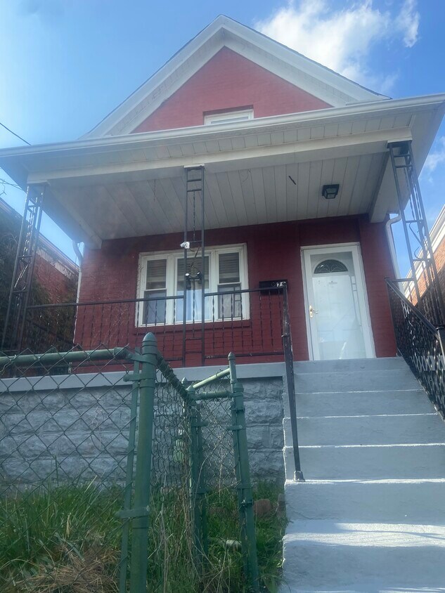 Photo - 78 Highland Ave (McKees Rocks, PA)