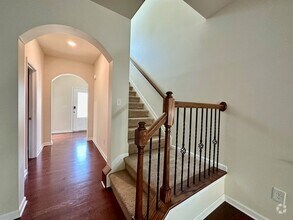 Building Photo - 1218 Clingman Dr