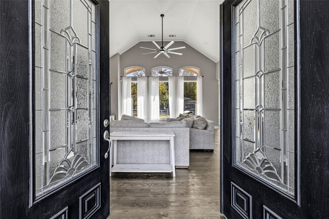 Foto del edificio - 11601 King George Ct