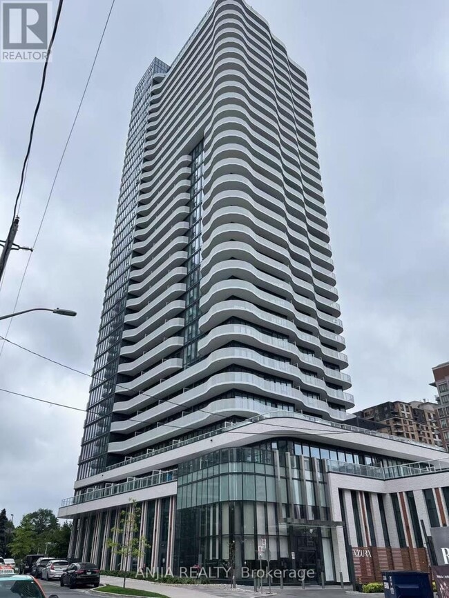 Building Photo - 15 Holmes Ave