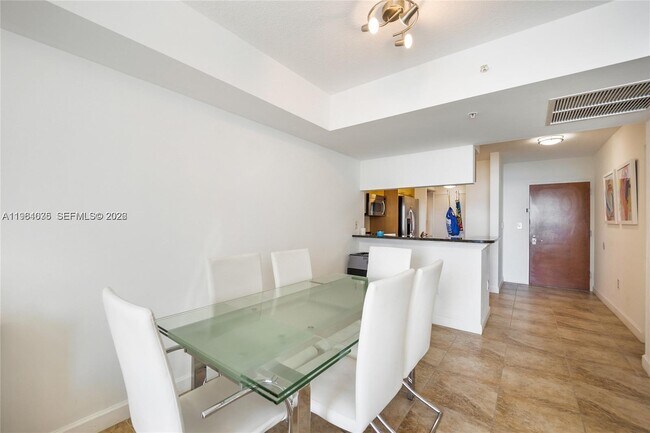 Building Photo - 31 SE 5th St