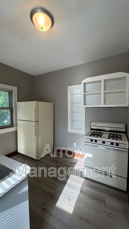 Building Photo - 4017 F St