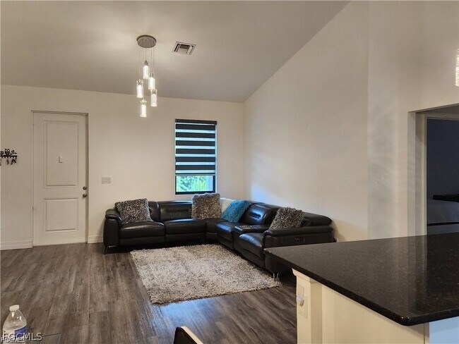 Foto del edificio - 5028 S Obispo Cir