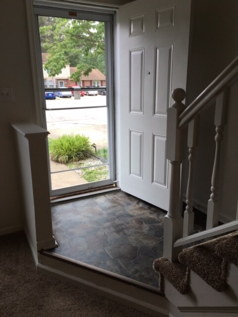 Foto del edificio - 5112 Radcliff Cir