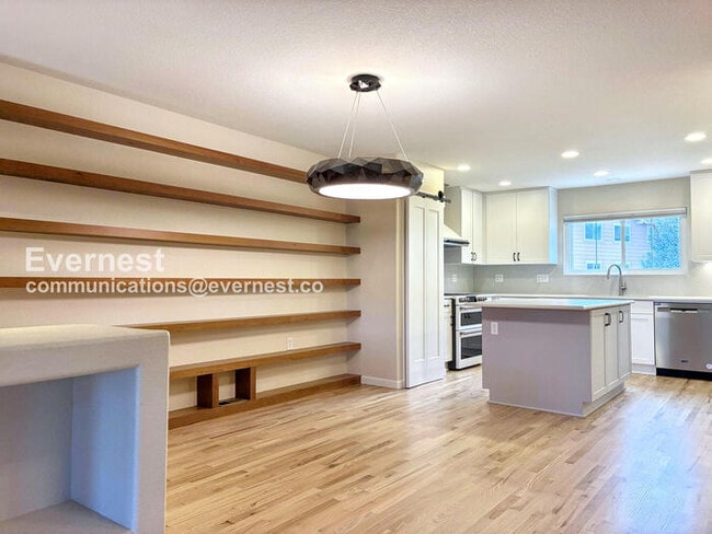 Foto del edificio - 1745 Venice Ln
