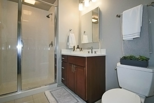 Building Photo - 350 E Ohio St