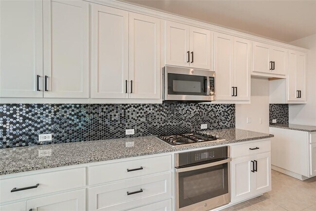 Building Photo - 1221 Trevi Fontana Dr.