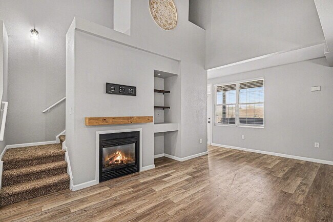 Foto del edificio - "Charming 2-Bed Condo with 980 Sq Ft of Comfort in Littleton!"