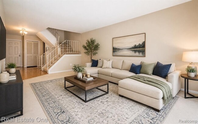 Building Photo - 1237 Oakwood Ct