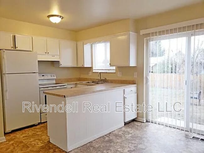 Photo - 48 Lima St Townhome