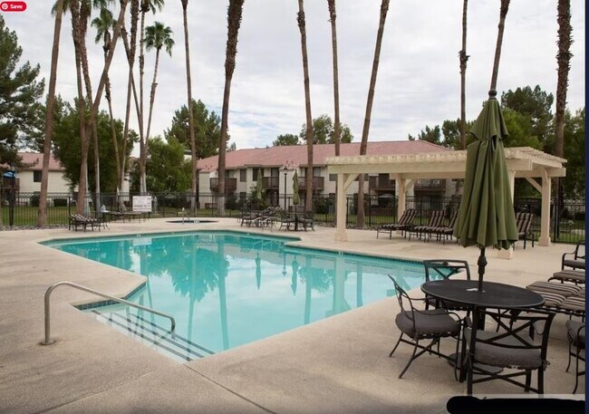 Foto del edificio - 43376 Cook St