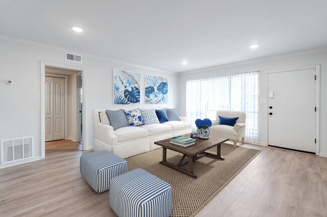 Foto del edificio - 1135 Woodland Ave: Woodland Apartments