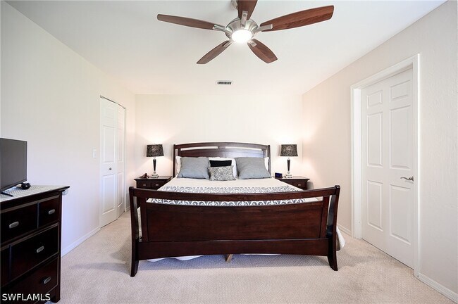 Foto del edificio - 559 Beachwalk Cir