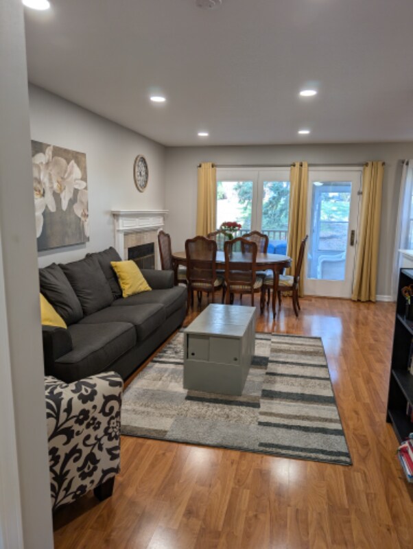 Foto principal - 7314 W 110th St