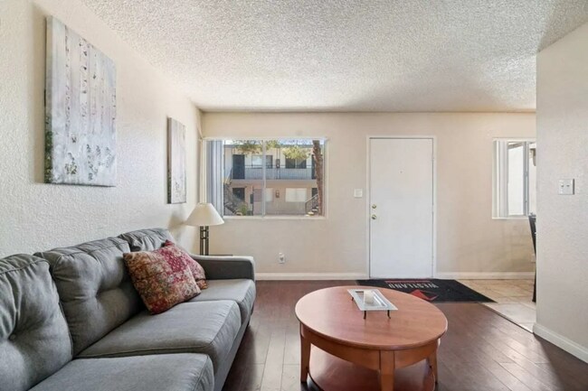 Foto del edificio - 3820 Pennwood Ave