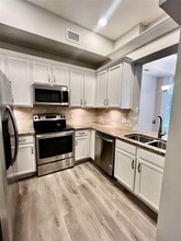 Building Photo - 5353 Memorial Dr