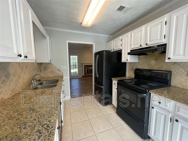Building Photo - 2930 Governors Ct