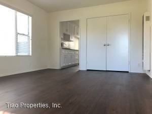 Building Photo - 5903 Cahuenga Blvd