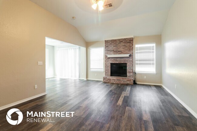 Building Photo - 8725 NW 85th St