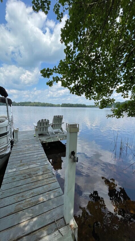 Lake - 174 1/2 Lakeview Ave