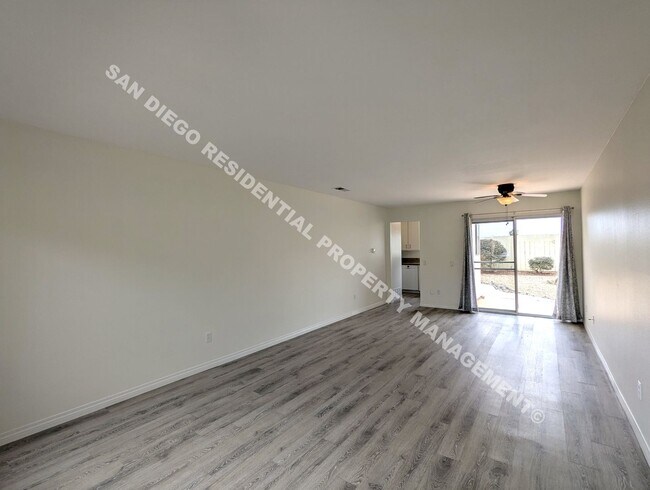 Building Photo - 4749 Canterbury Ct