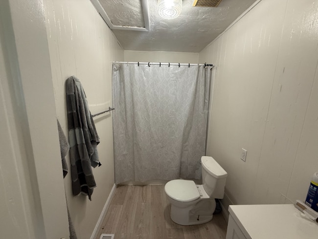 Foto del edificio - 406 E 17th St