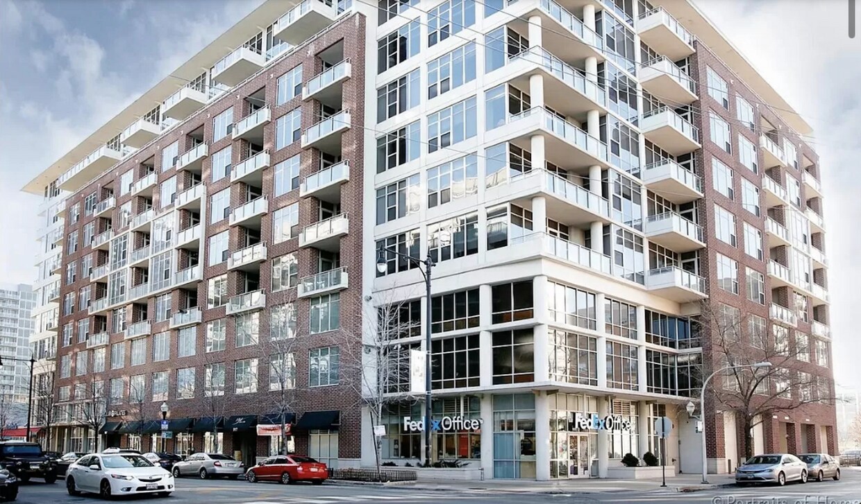 Primary Photo - 901 W Madison St