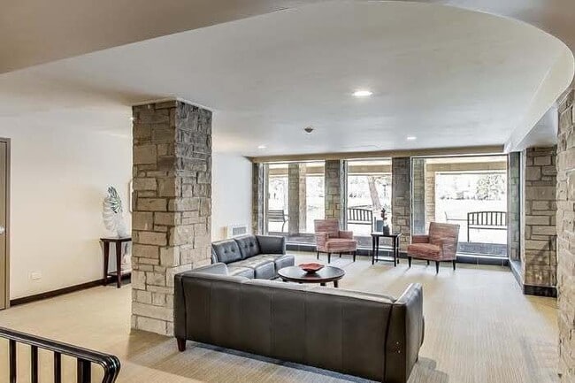 Foto del edificio - 2500 Windsor Mall