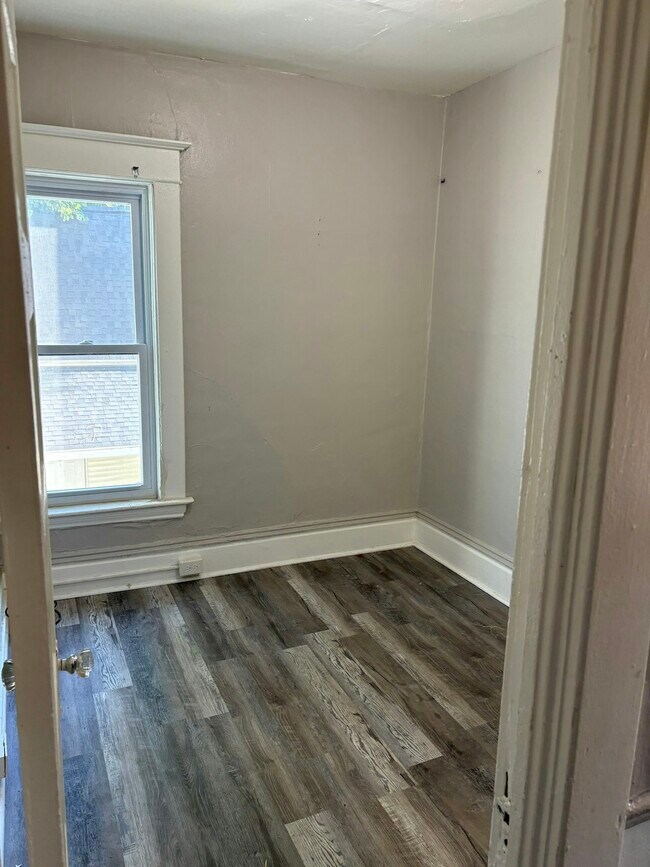 Foto del edificio - 1232 Alpine Ave NW