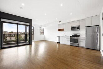 Interior Photo - Line Lofts