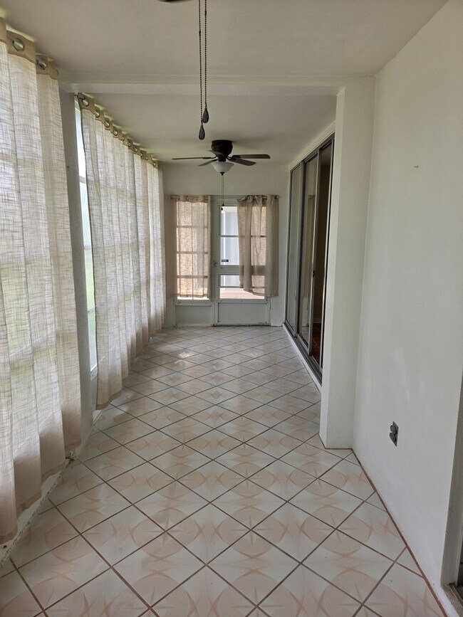 Foto del edificio - 10351 Regal Dr