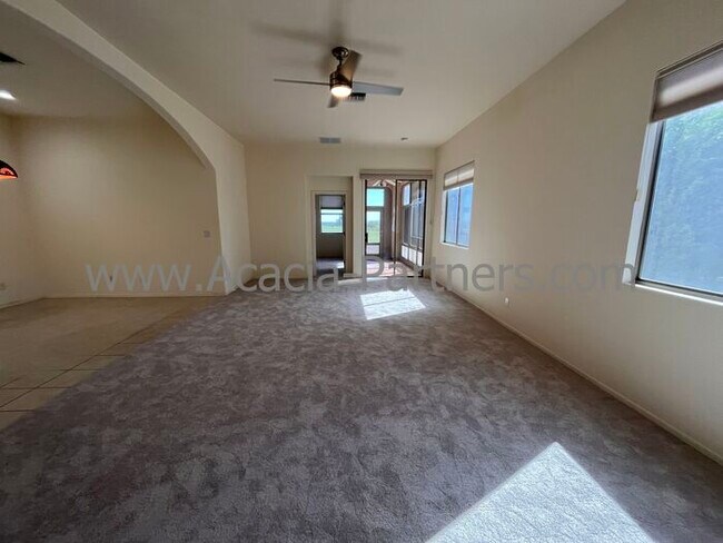 Building Photo - 5087 N Pinnacle Cove Dr