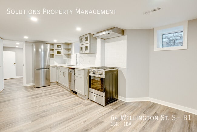 Photo du bâtiment - Newly Renovated Basement Unit