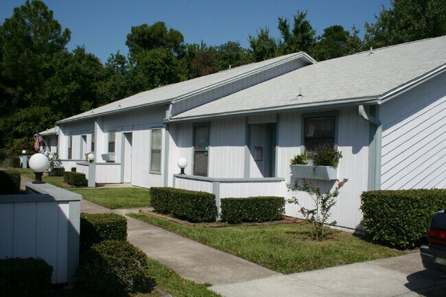 Building Photo - 1338 Yorktown Plz