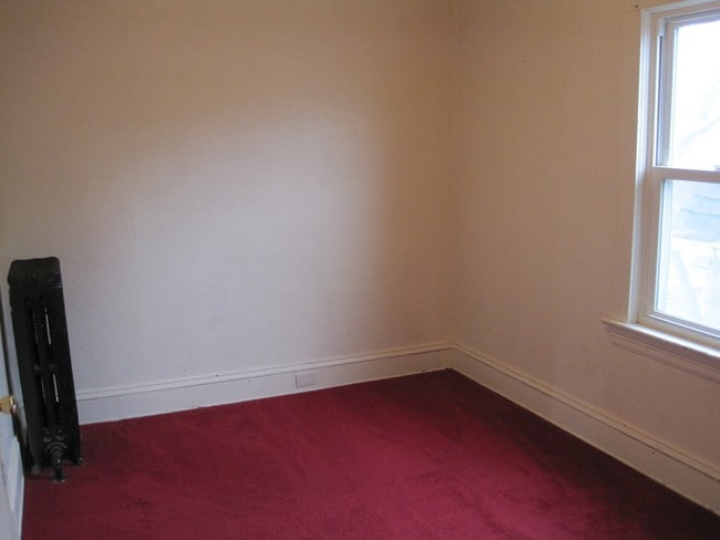 Foto del edificio - 3136 W 50Th St