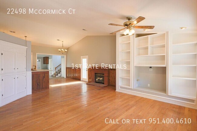 Foto del edificio - 22498 McCormick Ct