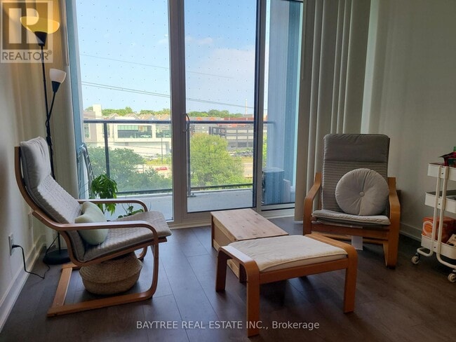 Building Photo - 5 Defries St