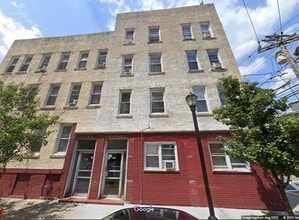 Building Photo - 379 Mountain Rd