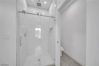 Building Photo - 6208 Forest Ct