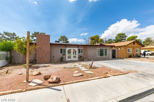 Building Photo - 3713 San Joaquin Ave