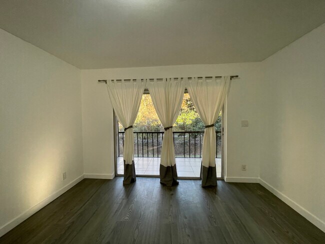 Building Photo - 7800 S Colony Cir