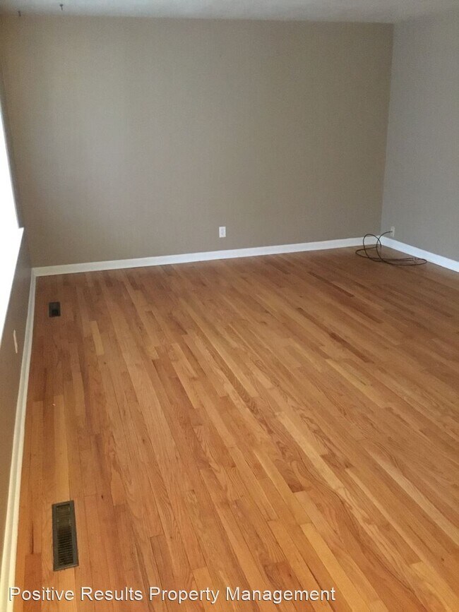 Foto del edificio - 4 br, 2.5 bath House - 2818 20th Ave