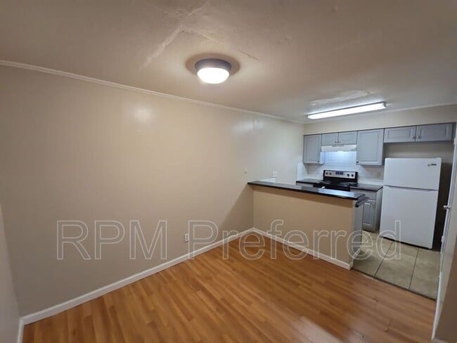 Building Photo - 2110 Wilcrest Dr