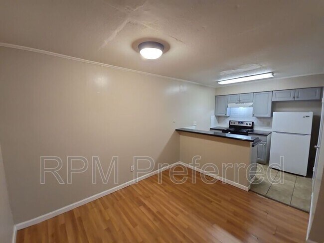 Foto del edificio - 2110 Wilcrest Dr