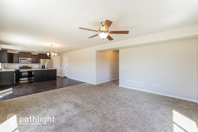 Building Photo - 9972 Emerald Vista Drive