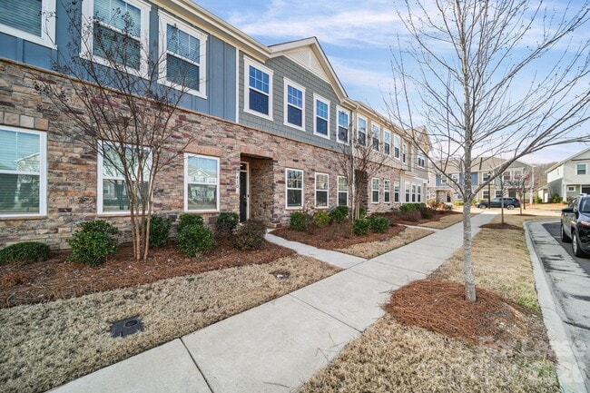 Foto del edificio - 410 Kenwood Vw